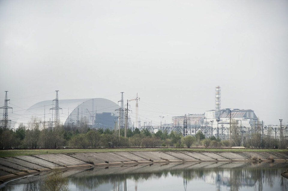 I dag är reaktor fyra omsluten av en metallkonstruktion. Detta på grund av säkerhet. Foto: Lasse Allard/Aftonbladet/TT I dag är reaktor fyra omsluten av en metallkonstruktion. Detta på grund av säkerhet. Foto: Lasse Allard/Aftonbladet/TT