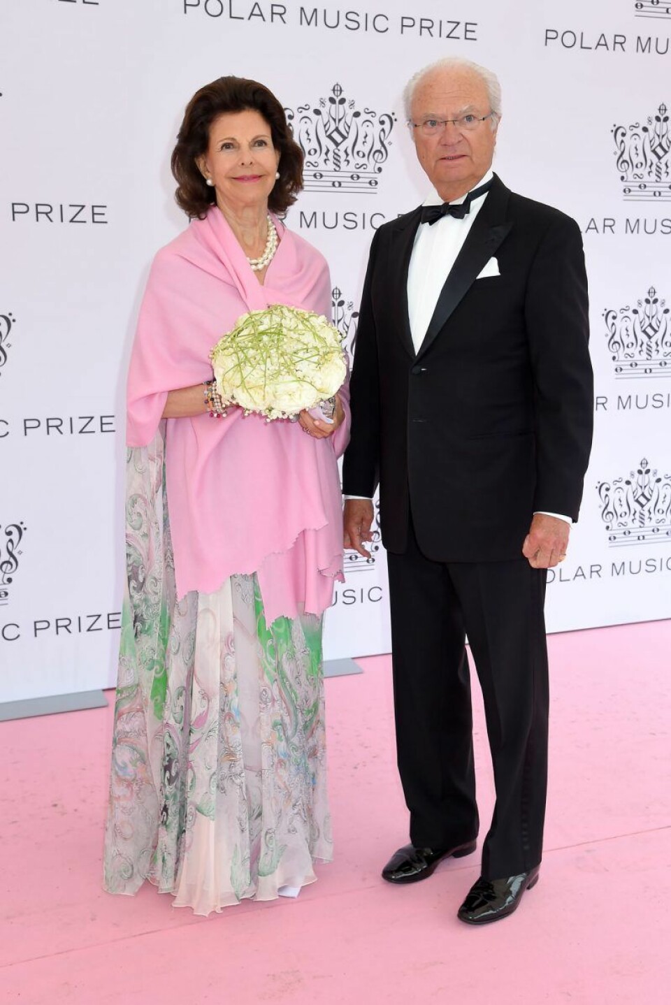 Drottning Silvia och kung Carl XVI Gustaf. Drottning Silvia och kung Carl XVI Gustaf.