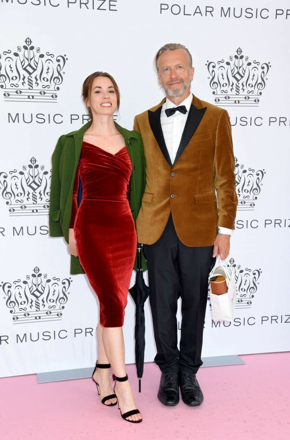 Julia Billgren och Ernst Billgren. Julia Billgren och Ernst Billgren.