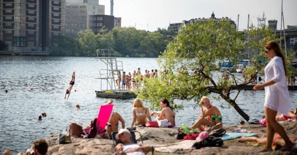 Stockholm har många badplatser mitt i stan. Stockholm har många badplatser mitt i stan.