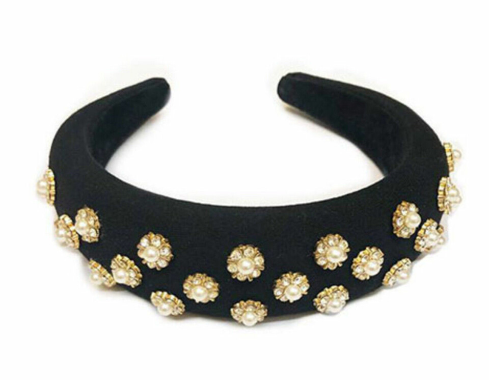 Här köper du stora vadderade diadem