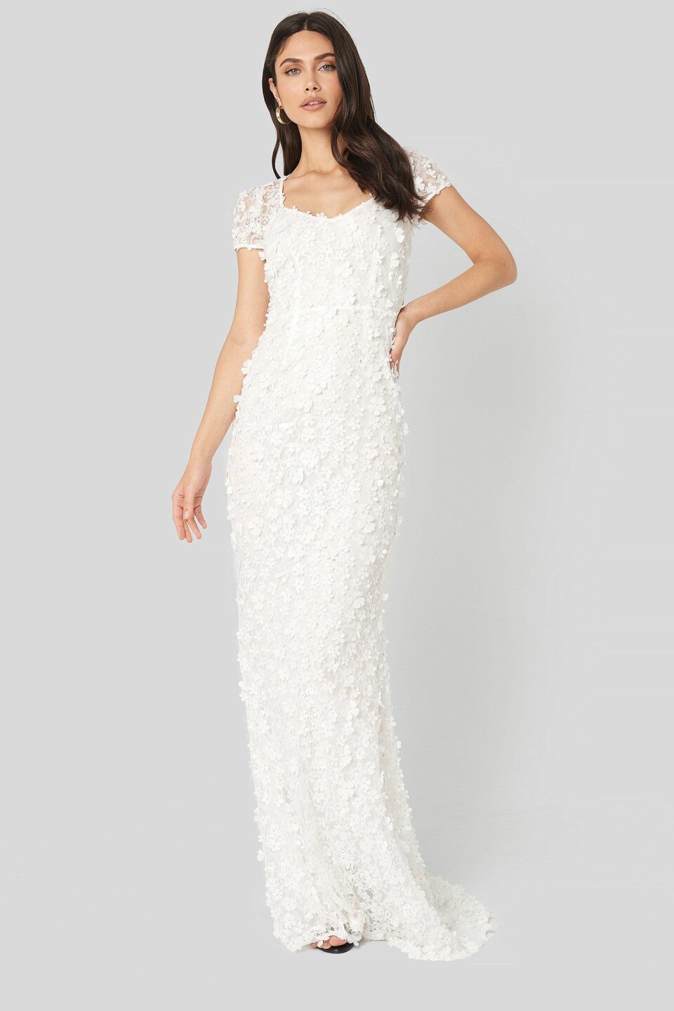 Billiga brudklänningar? Här är 32 fina i butik