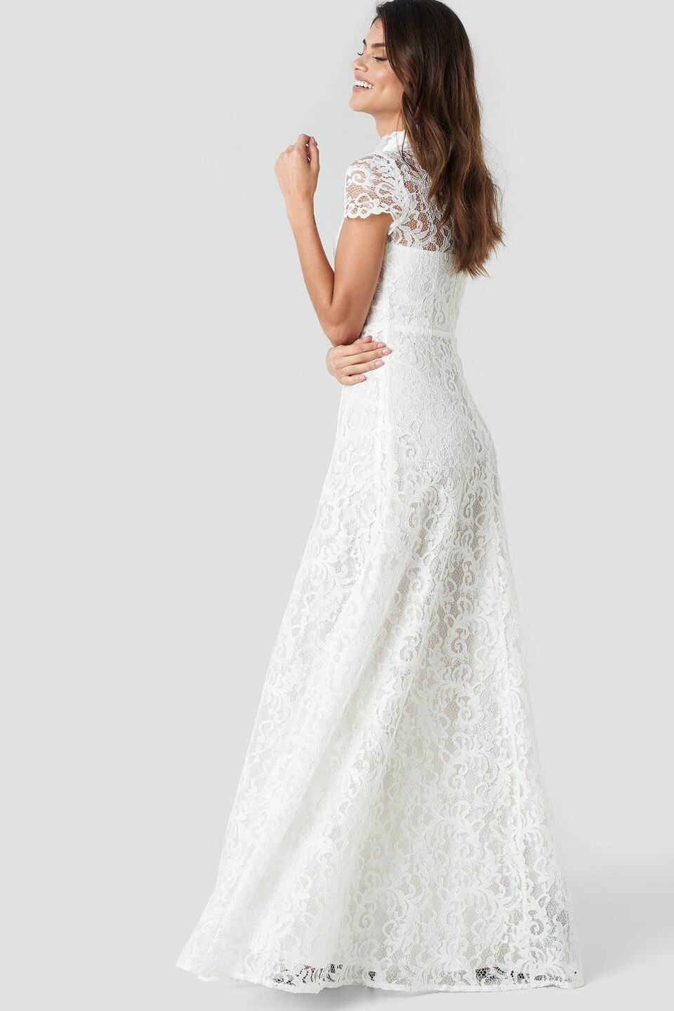 Billiga brudklänningar? Här är 32 fina i butik