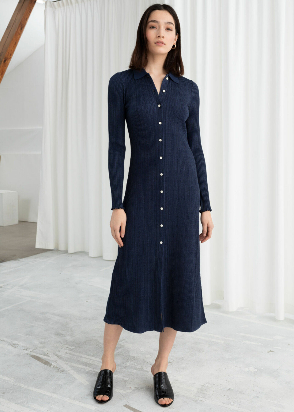 17 stickade klänningar som vill hoppa in i din garderob