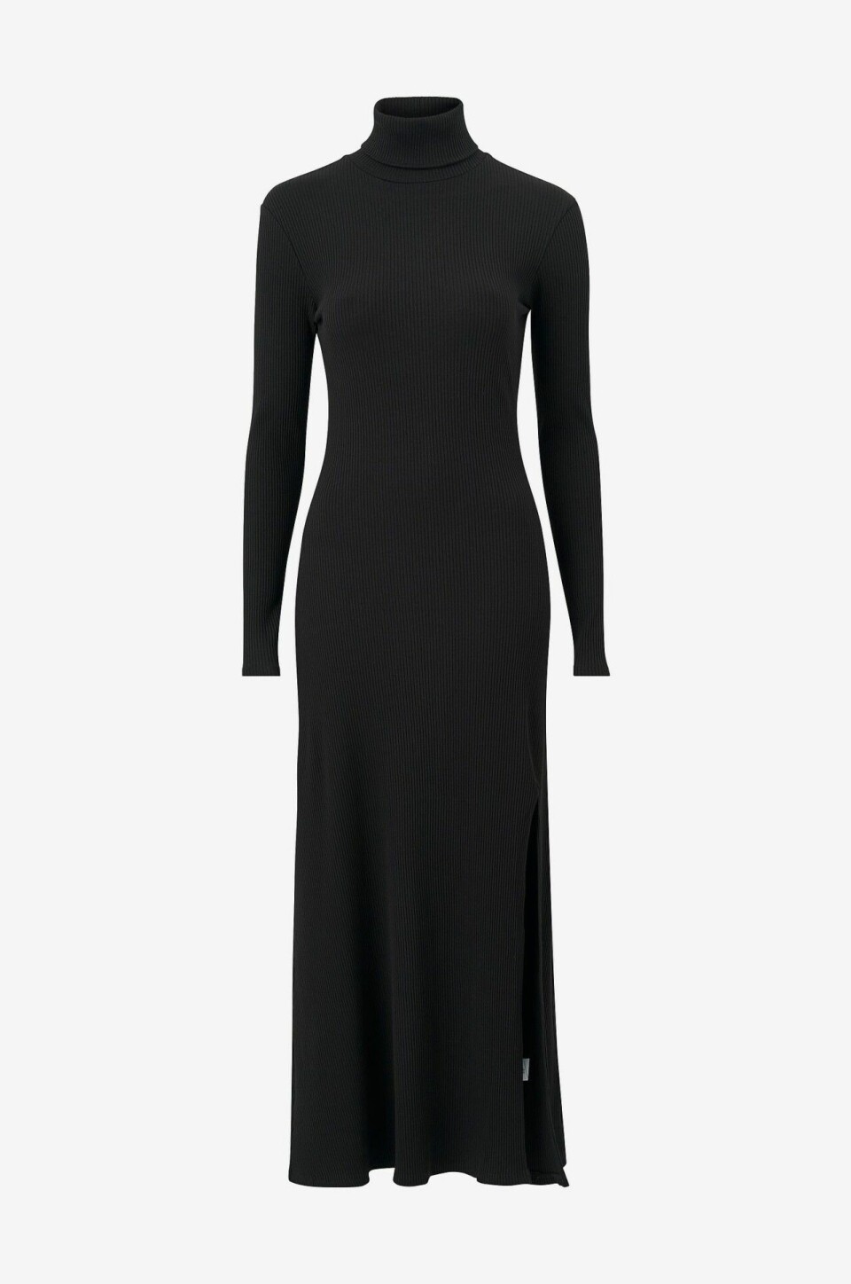 17 stickade klänningar som vill hoppa in i din garderob