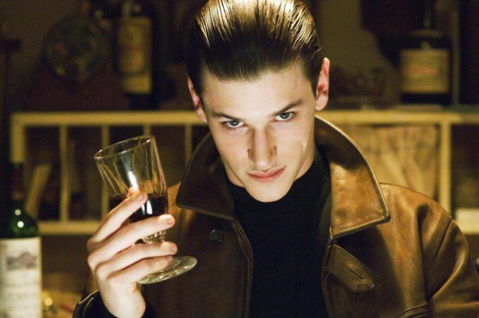I Hannibal Rising avslöjas den mörka sanningen från seriemördaren Hannibal Lecters barndom. I Hannibal Rising avslöjas den mörka sanningen från seriemördaren Hannibal Lecters barndom.