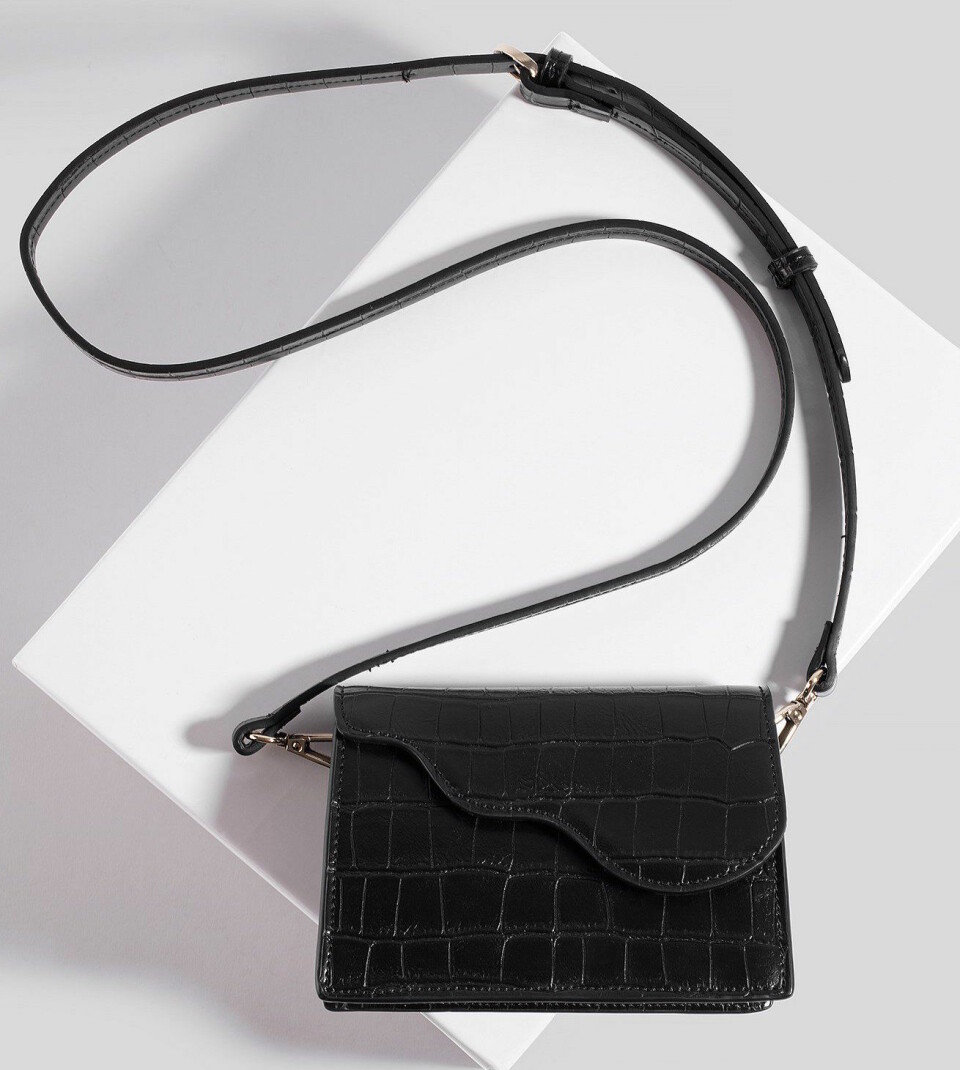Från diadem till väskor – 30 trendiga accessoarer i butik