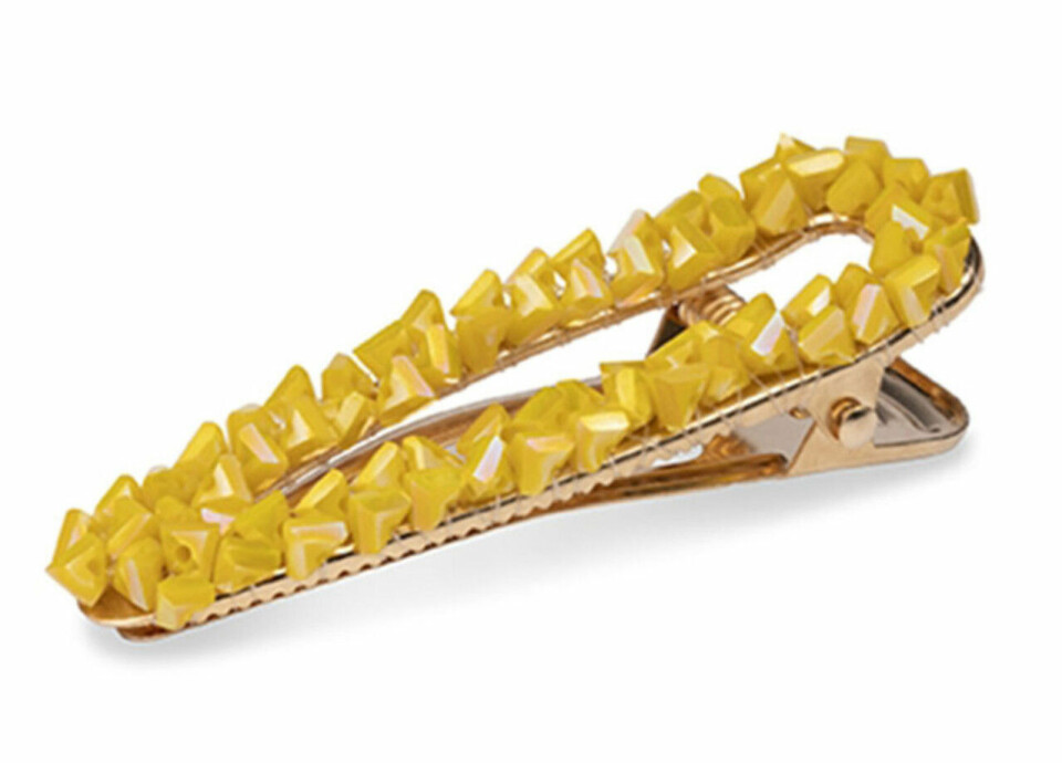 Från diadem till väskor – 30 trendiga accessoarer i butik
