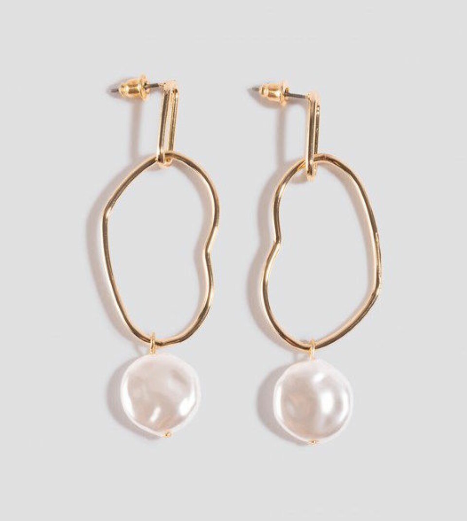 Från diadem till väskor – 30 trendiga accessoarer i butik
