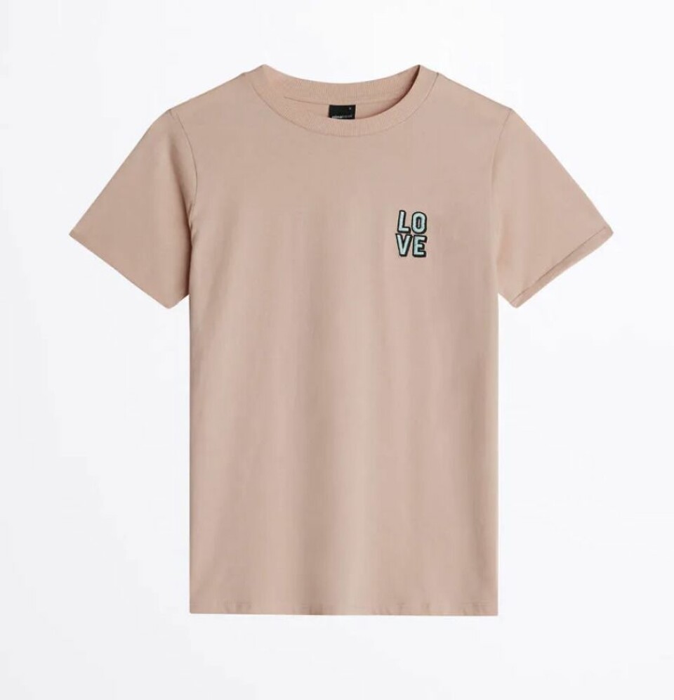 Nu släpper Gina tricot ny mor- och barnkollektion