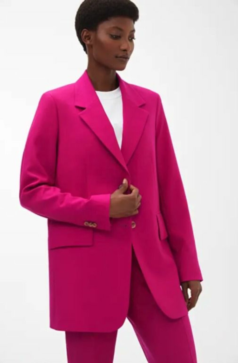 Gör dig redo för fest! 14 fina kostymer till nyårsafton