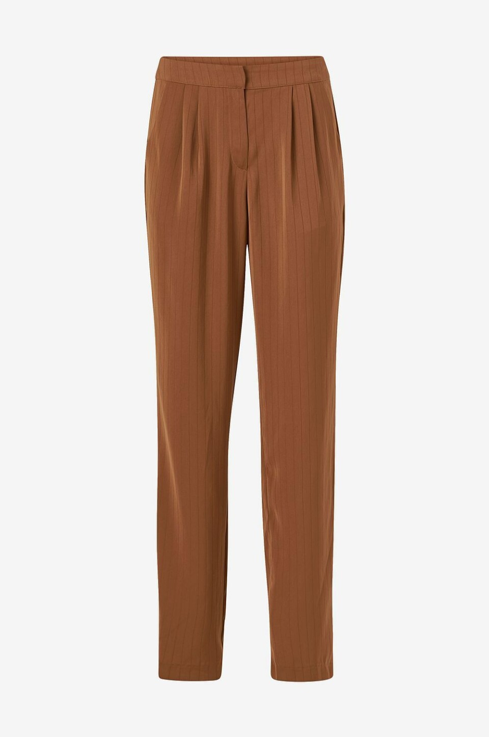 Gör dig redo för fest! 14 fina kostymer till nyårsafton