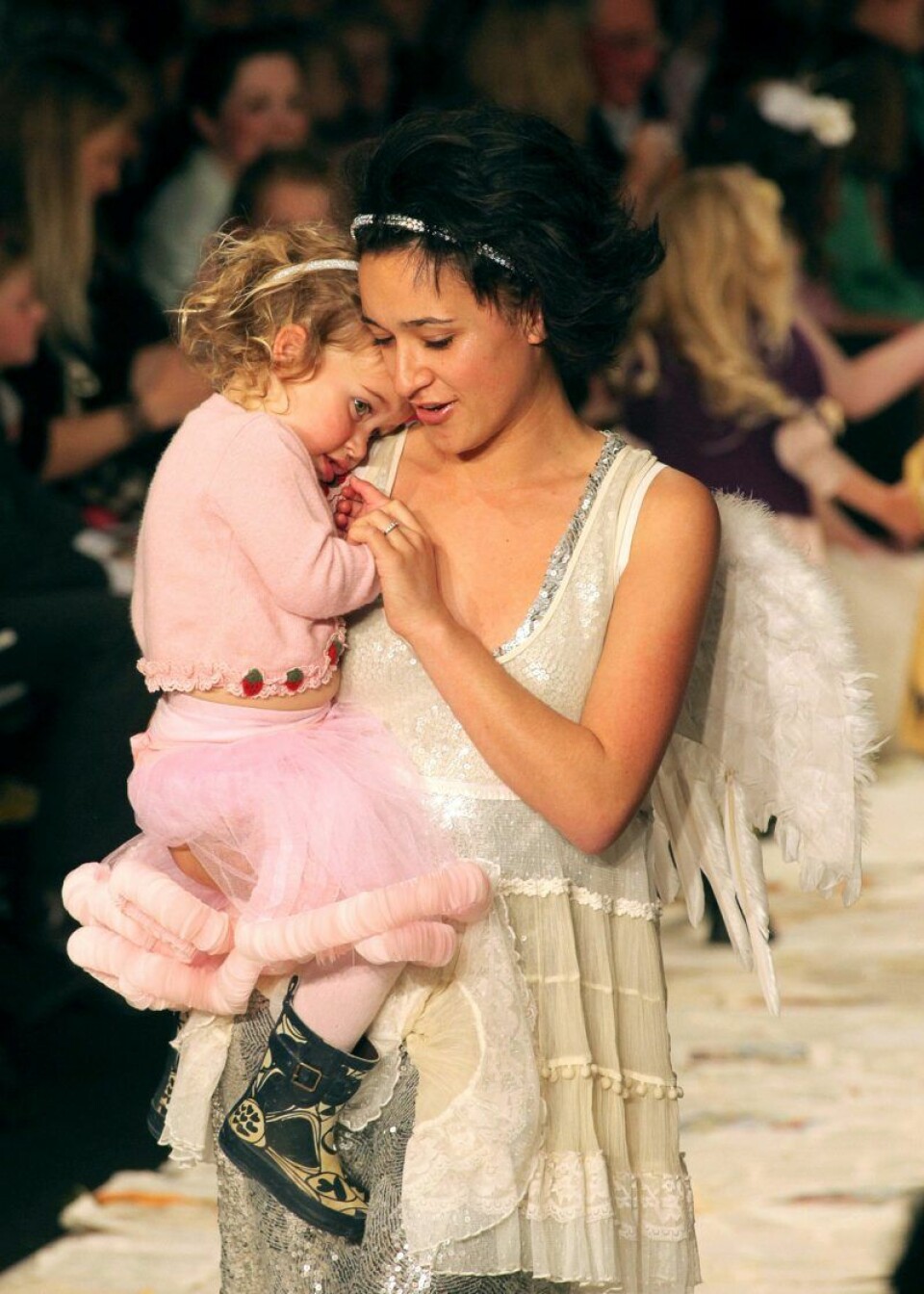 Keisha Castle-Hughes och Felicity-Amore Castle-Hughes på bild tillsammans 2009. Keisha Castle-Hughes och Felicity-Amore Castle-Hughes på bild tillsammans 2009.
