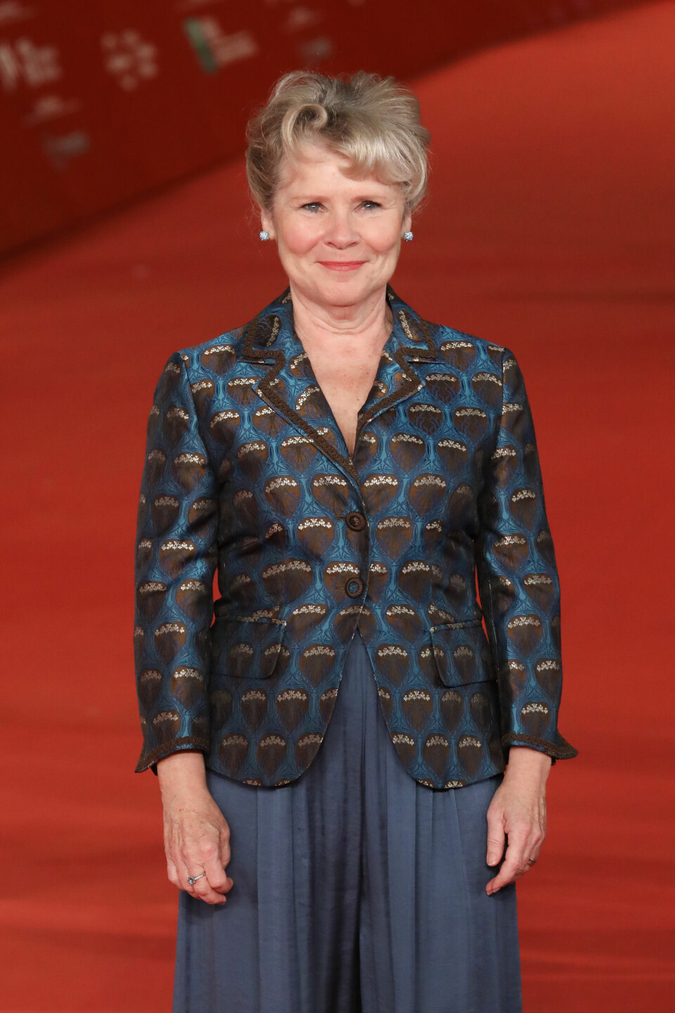 Imelda Staunton kommer att spela nästa Elizabeth II. Imelda Staunton kommer att spela nästa Elizabeth II.