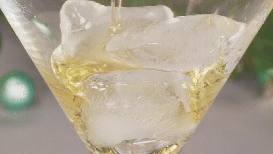 Julens festligaste drink med glögg och martini – Glöggtini