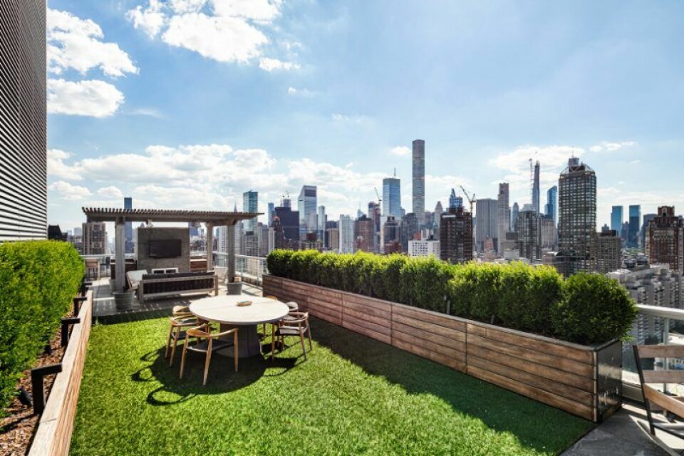 En av skådespelerskans terrasser i New York-lägenheten. En av skådespelerskans terrasser i New York-lägenheten.