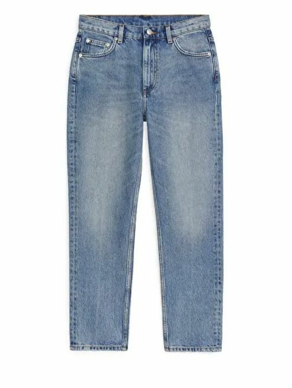 Snygga jeans i olika modeller till våren 2020