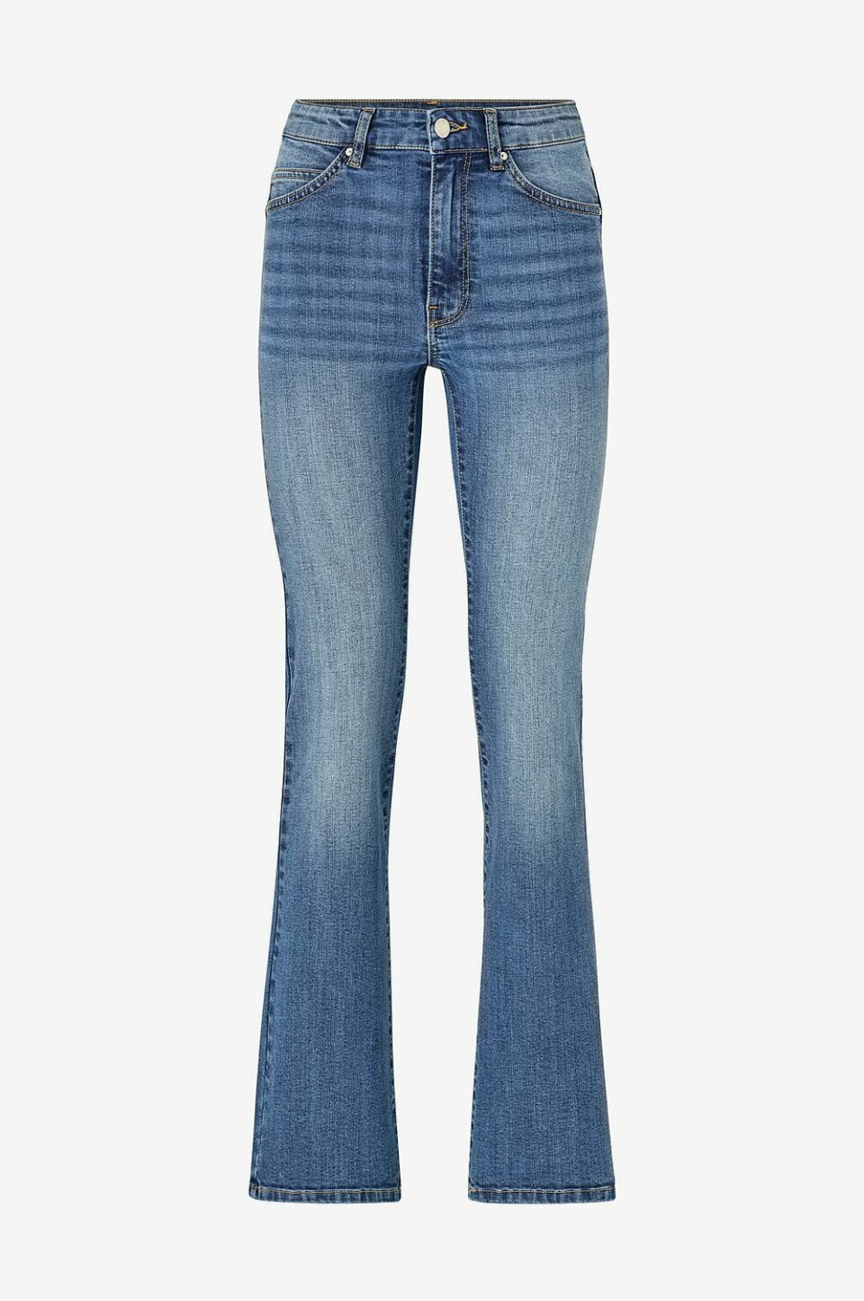 Snygga jeans i olika modeller till våren 2020