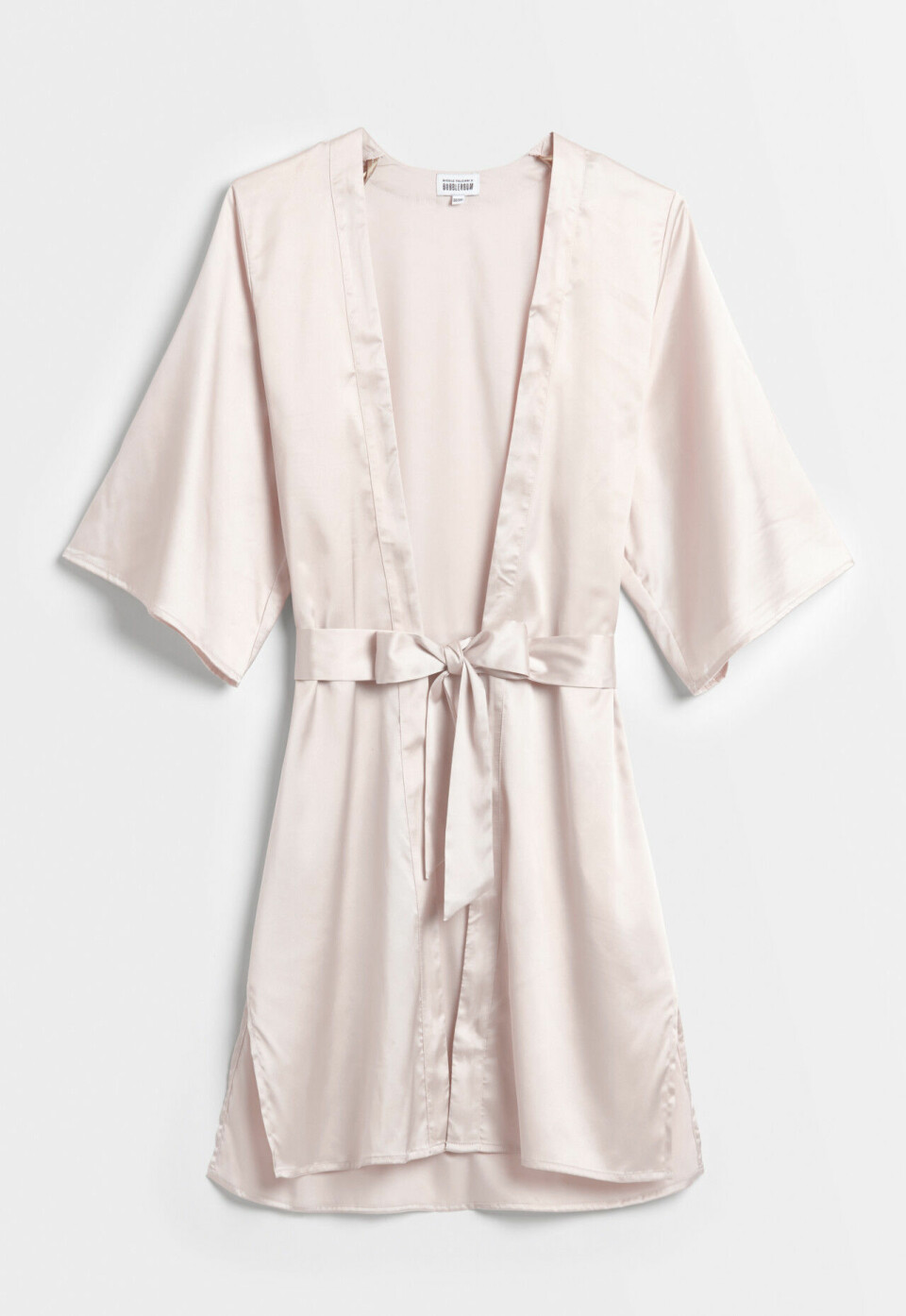 Nicole Falciani släpper bröllopskollektion med Bubbleroom