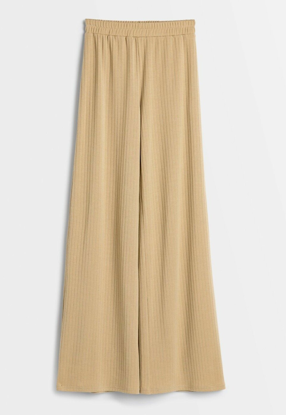 Nicole Falciani släpper bröllopskollektion med Bubbleroom