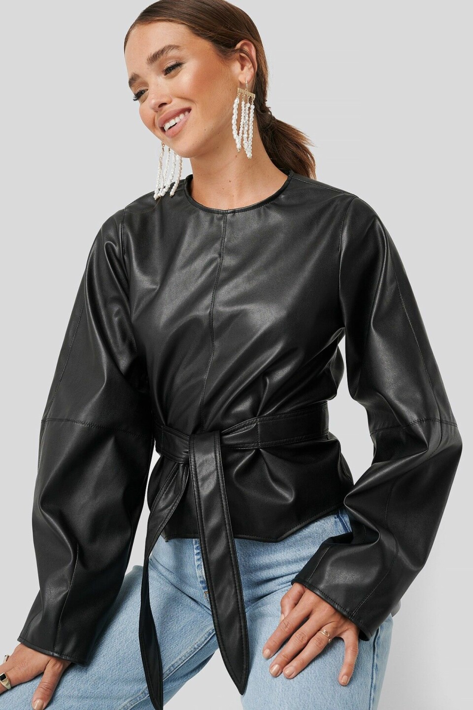 Vårmode 2020: Säsongens finaste plagg i konstläder