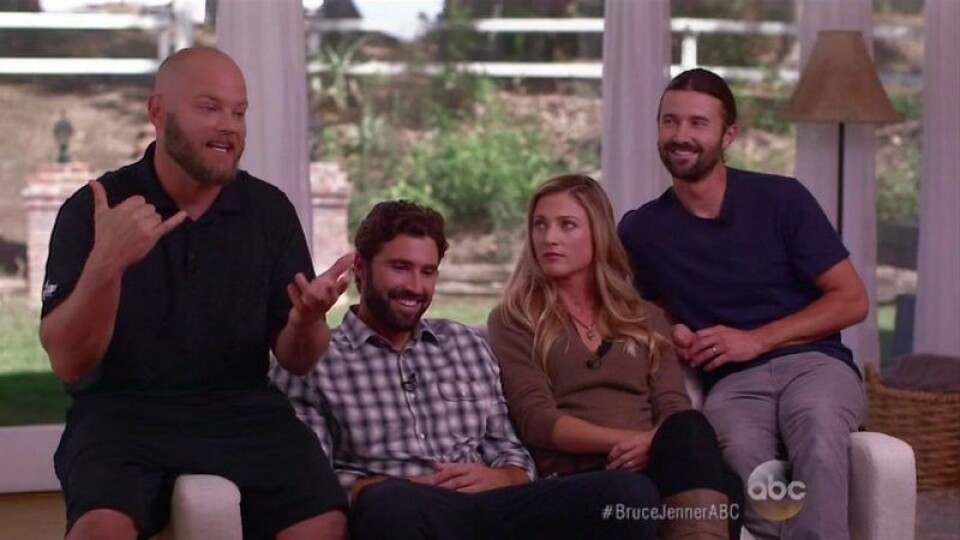 Bruce barn från sina tidigare äktenskap samlade på en och samma bild. Från vänster: Burt Jenner, Brody Jenner, Cassandra Jenner och Brandon Jenner. Bruce barn från sina tidigare äktenskap samlade på en och samma bild. Från vänster: Burt Jenner, Brody Jenner, Cassandra Jenner och Brandon Jenner.