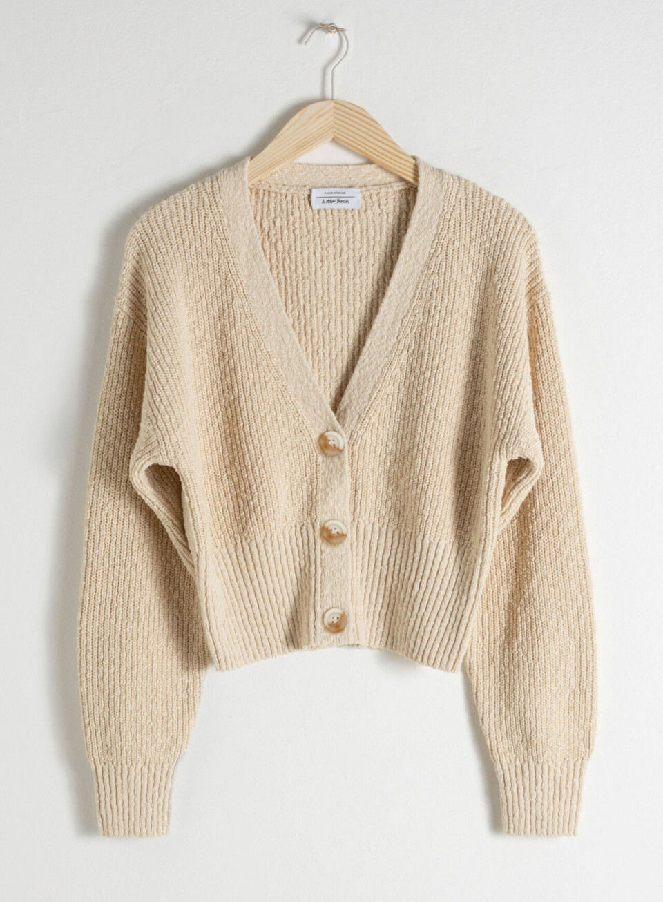 Vårmode 2020: Säsongens finaste plagg i beige