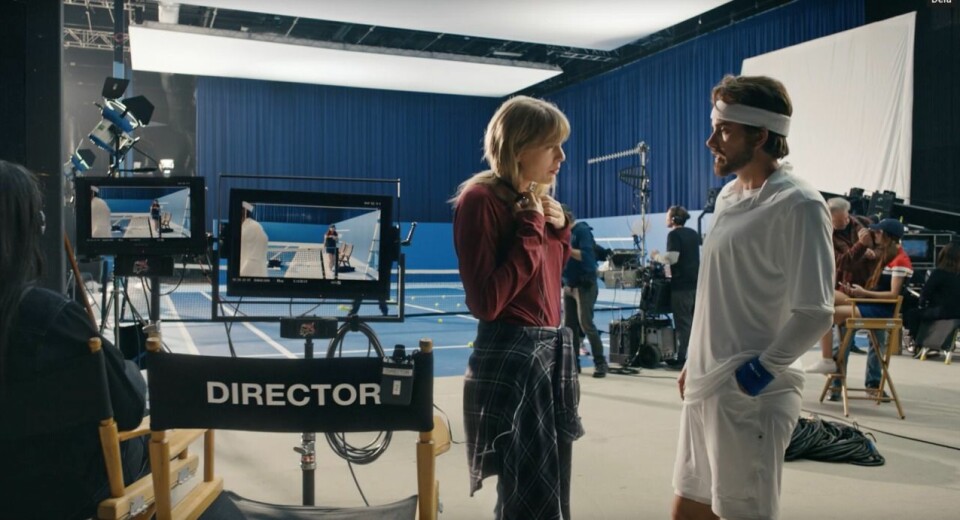 Taylor Swift kritiserar mansversionen av sig själv. Taylor Swift kritiserar mansversionen av sig själv.