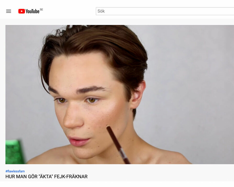 Så lyckas du med fejkfräknar: här är bästa tipsen!