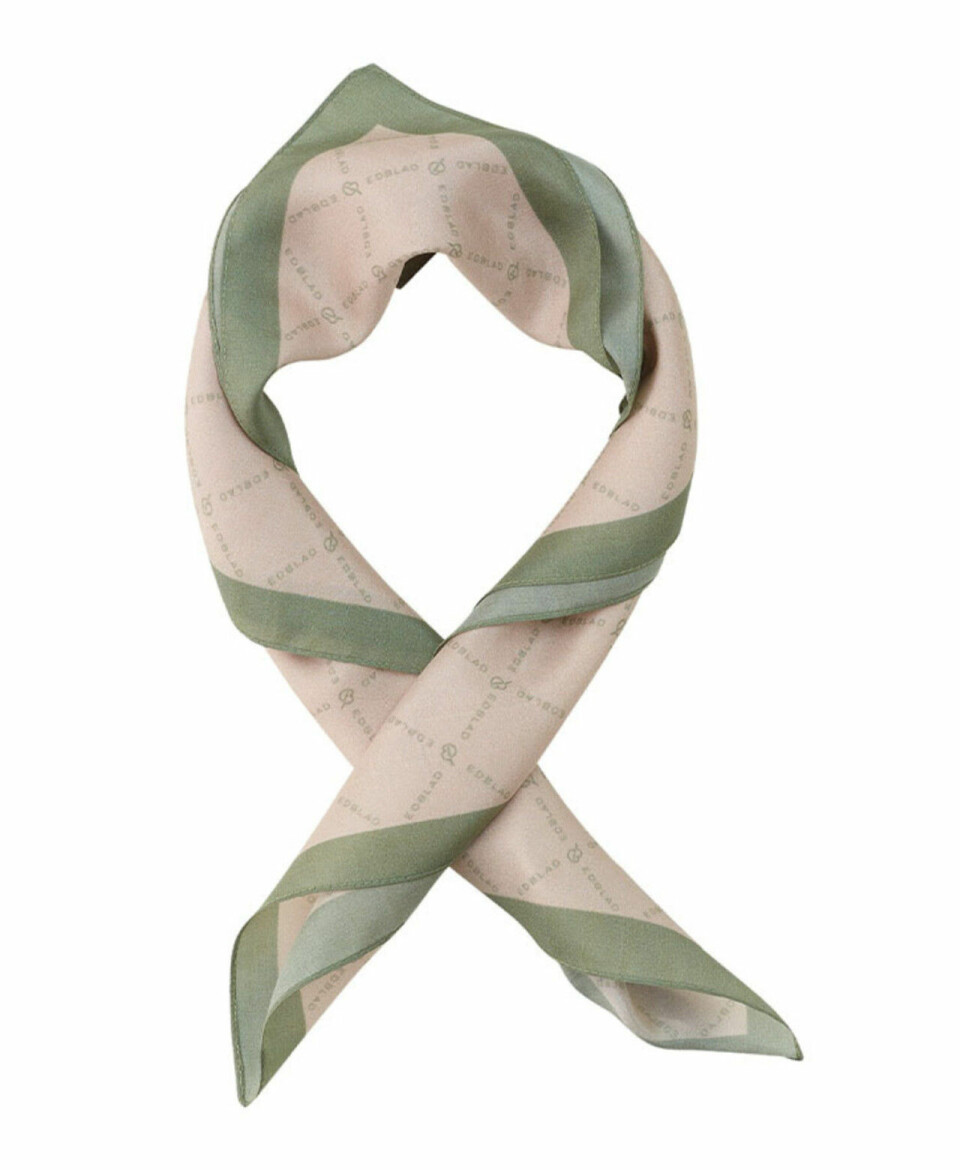 Snygga scarfs till håret – från budget till lyx