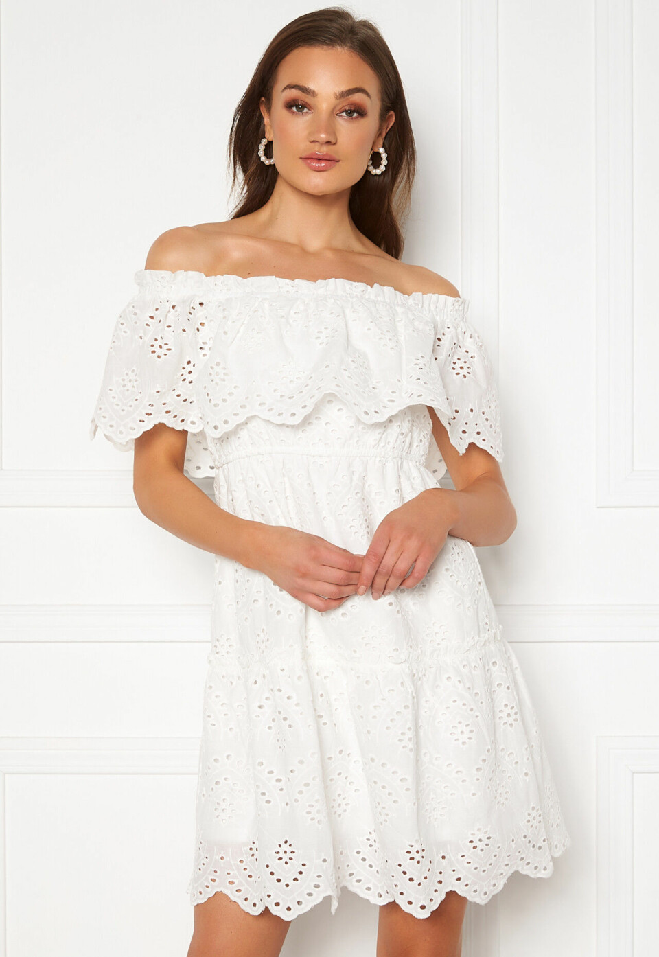 Vita klänningar till sommaren 2020 – 21 trendköp