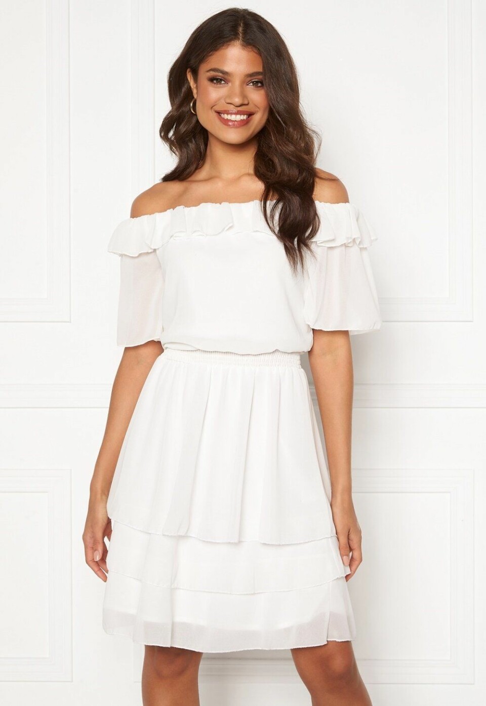 Vita klänningar till sommaren 2020 – 21 trendköp