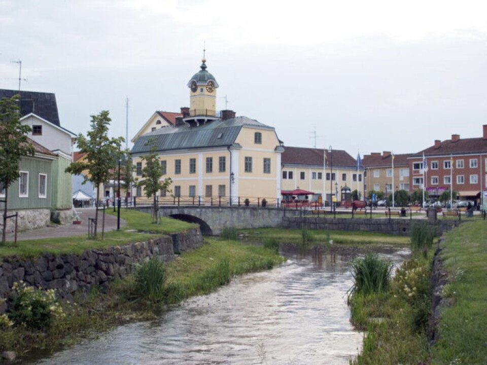 På sommaren är hamnen i Söderköping en av de mest livliga längst Göta kanal. På sommaren är hamnen i Söderköping en av de mest livliga längst Göta kanal.