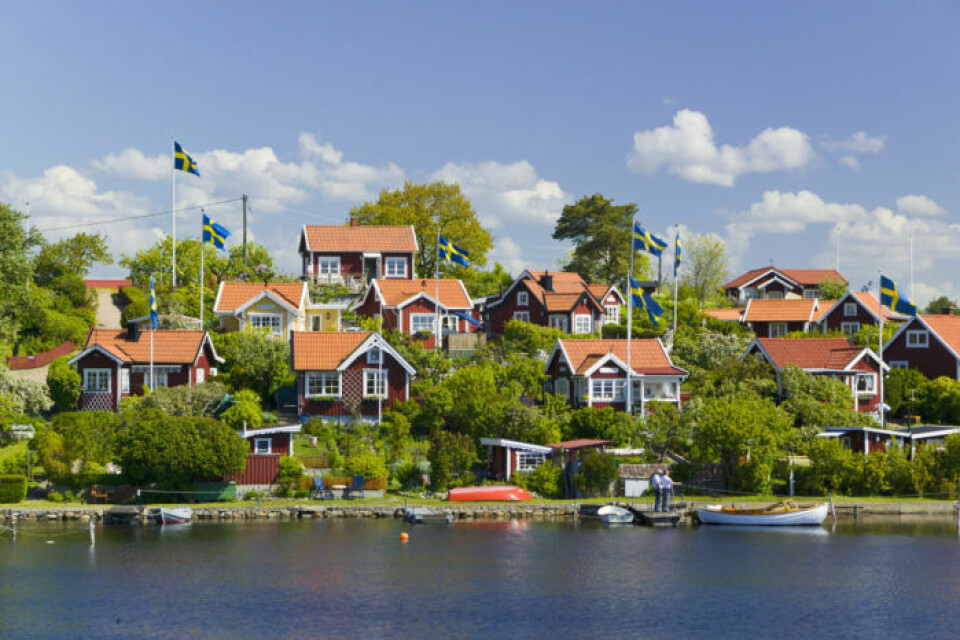 Svensk sommatidyll finns i Karlskrona skärgård. Svensk sommatidyll finns i Karlskrona skärgård.