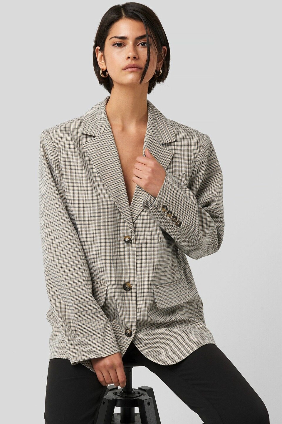 Oversized, linne och axelvaddar! Snygga kavajer till sommaren