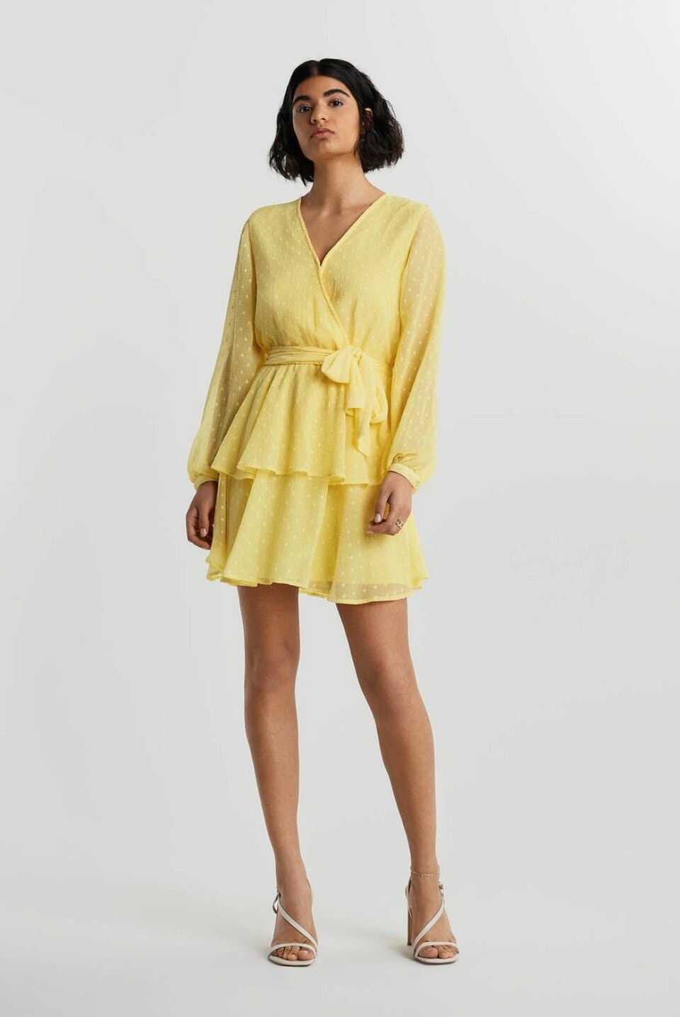 Gula klänningar till sommaren 2020