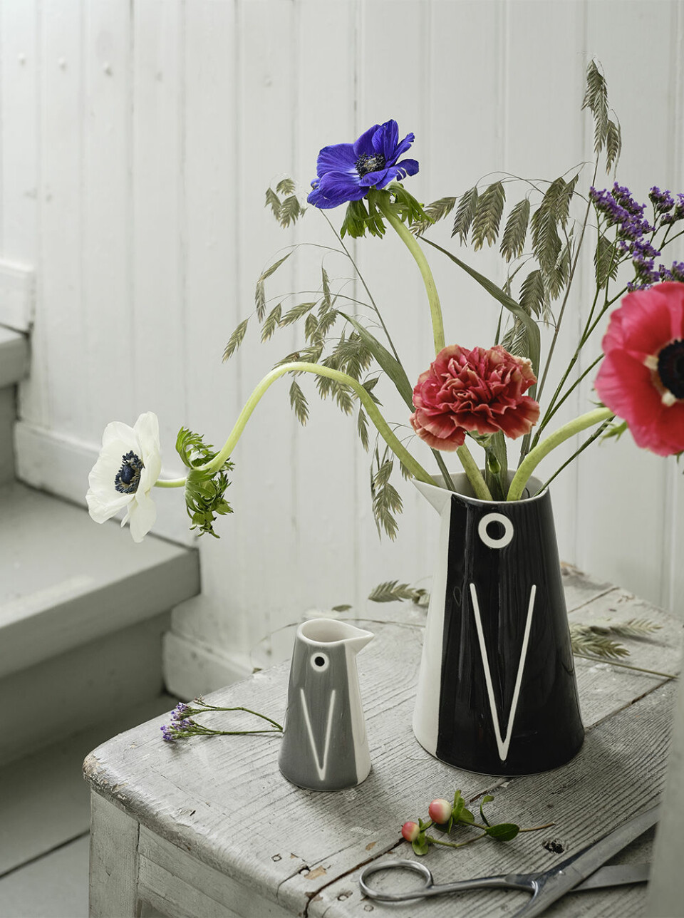 Lättsåld, heter den nya serien med pingvininspirerade karaffer och vaser från Ikea. Lättsåld, heter den nya serien med pingvininspirerade karaffer och vaser från Ikea.