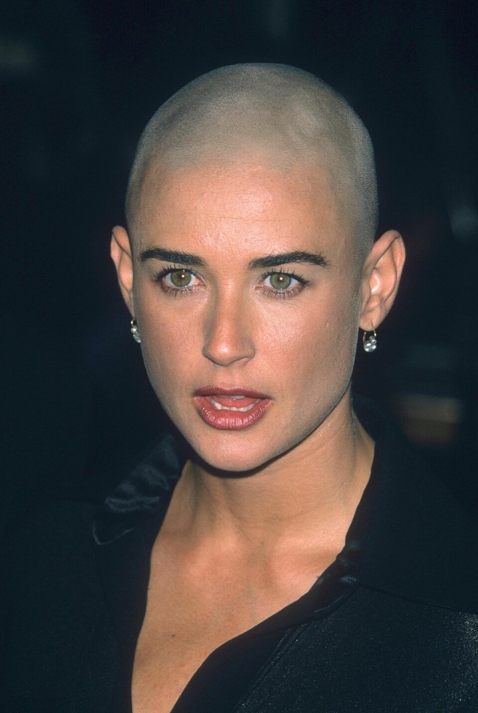 90-talets look för Demi Moore. 90-talets look för Demi Moore.