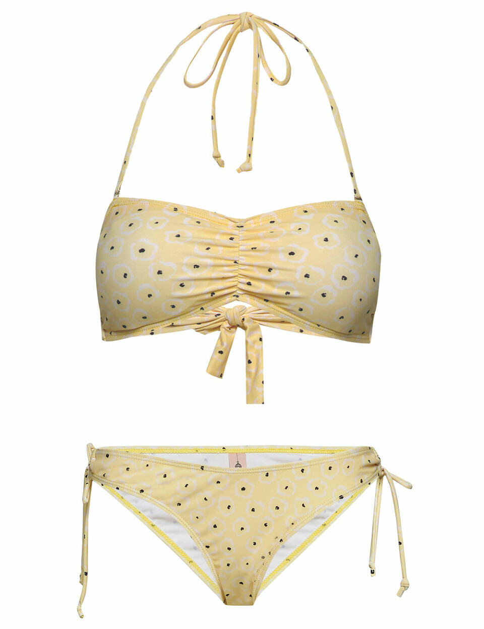 Badkläder på rea – bikinis och baddräkter med röd prislapp