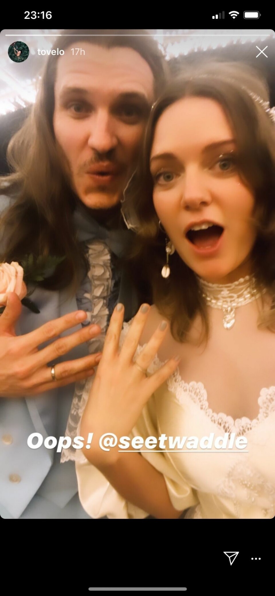 Tove Lo avslöjar hemliga bröllopslyckan med Charlie Twaddle