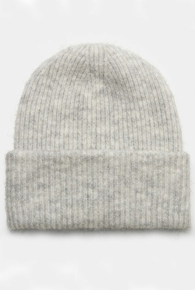 Vinterns finaste mössor i trendiga nyanser 2020