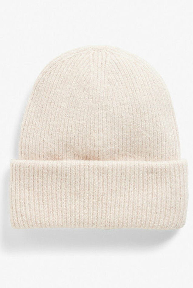 Vinterns finaste mössor i trendiga nyanser 2020