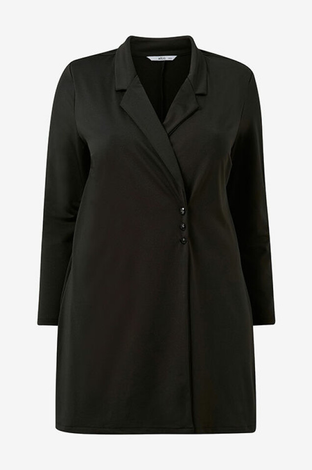 Kakan släpper festkollektion med Ellos – se alla plagg här