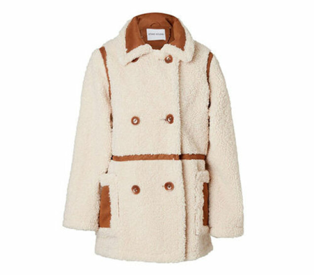 För dig som alltid fryser – teddyjackan är fortfarande lika het