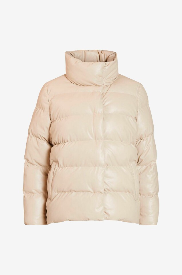Winter is coming! 20 snygga och varma dunjackor