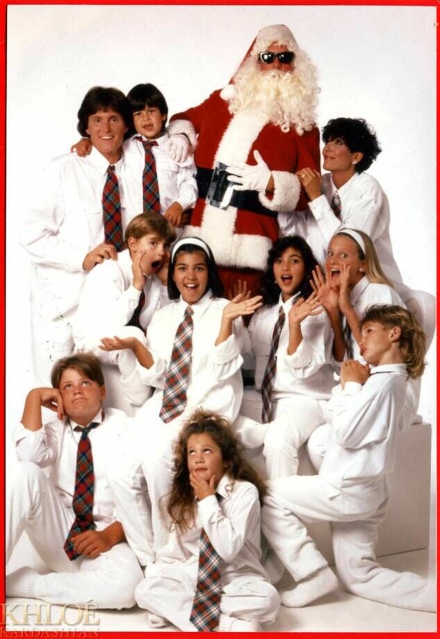 Familjen Kardashians alla julkort genom åren