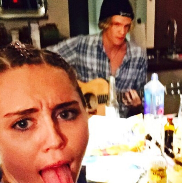 20 kändisar som gjorde slut under 2020