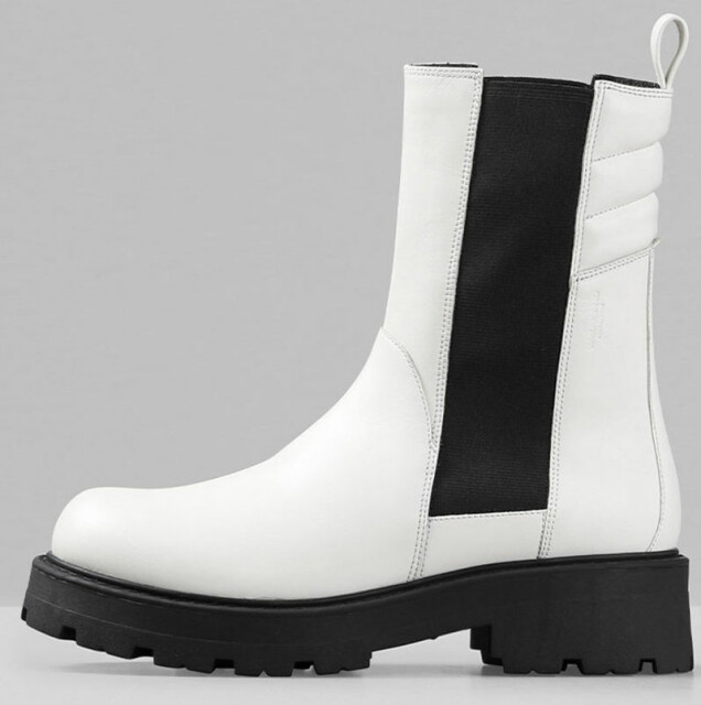 I vår bär vi chunky boots i ljusa nyanser – 11 köp