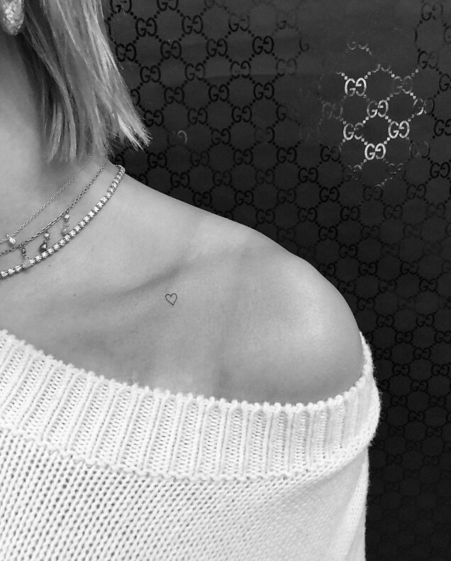 Hailey Biebers mini-tatueringar och deras betydelse
