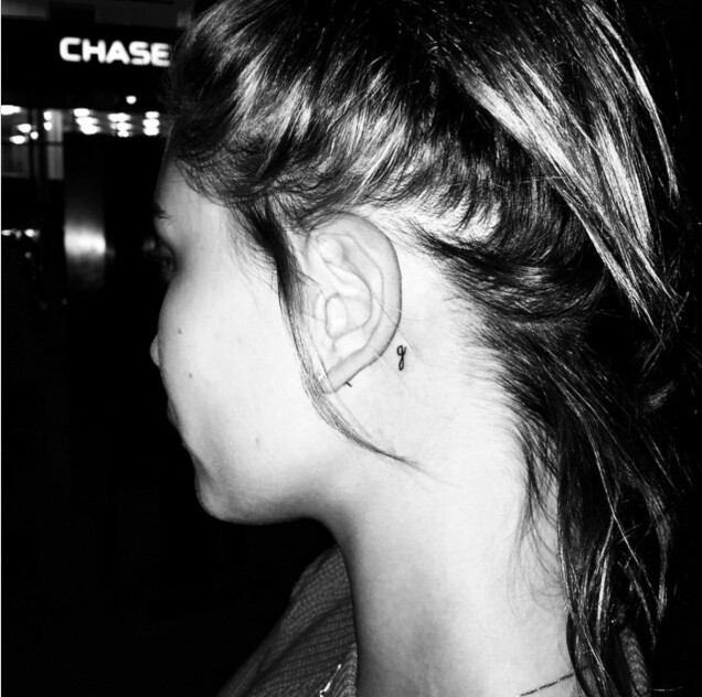 Hailey Biebers mini-tatueringar och deras betydelse